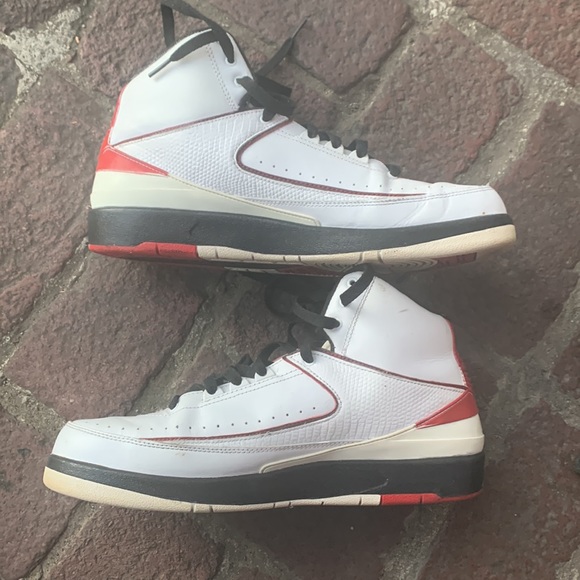 Air Jordan - Picture 2 of 4